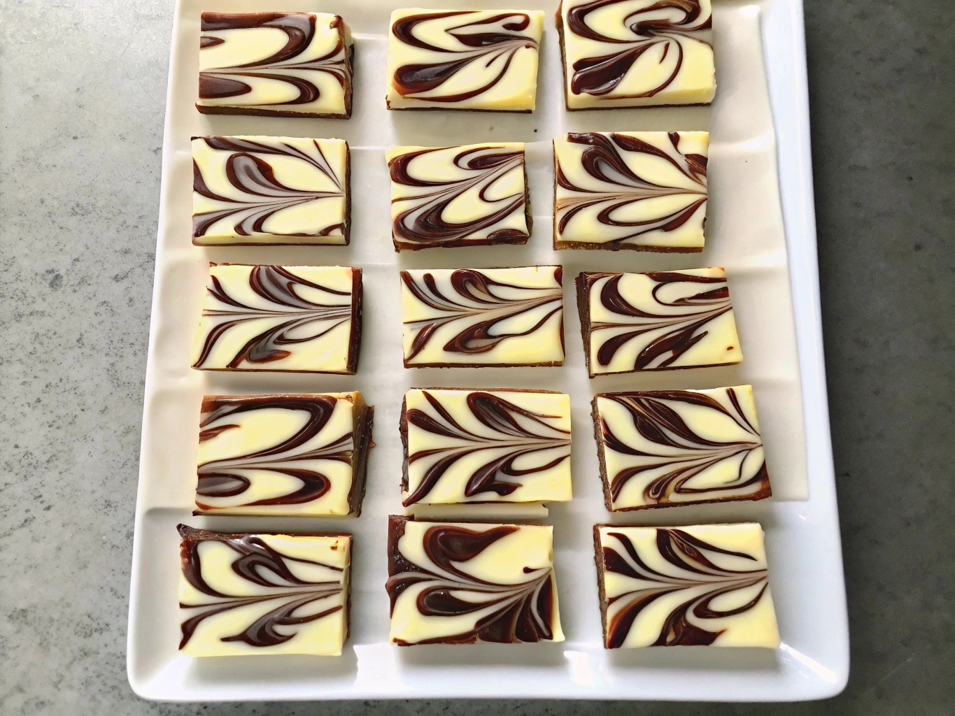 Nutella Cheesecake Bars, Nutella Dessert Bars, Swirled Cheesecake Bars, Nutella Swirl Cheesecake