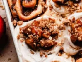 Cinnamon Apple Pie Rolls